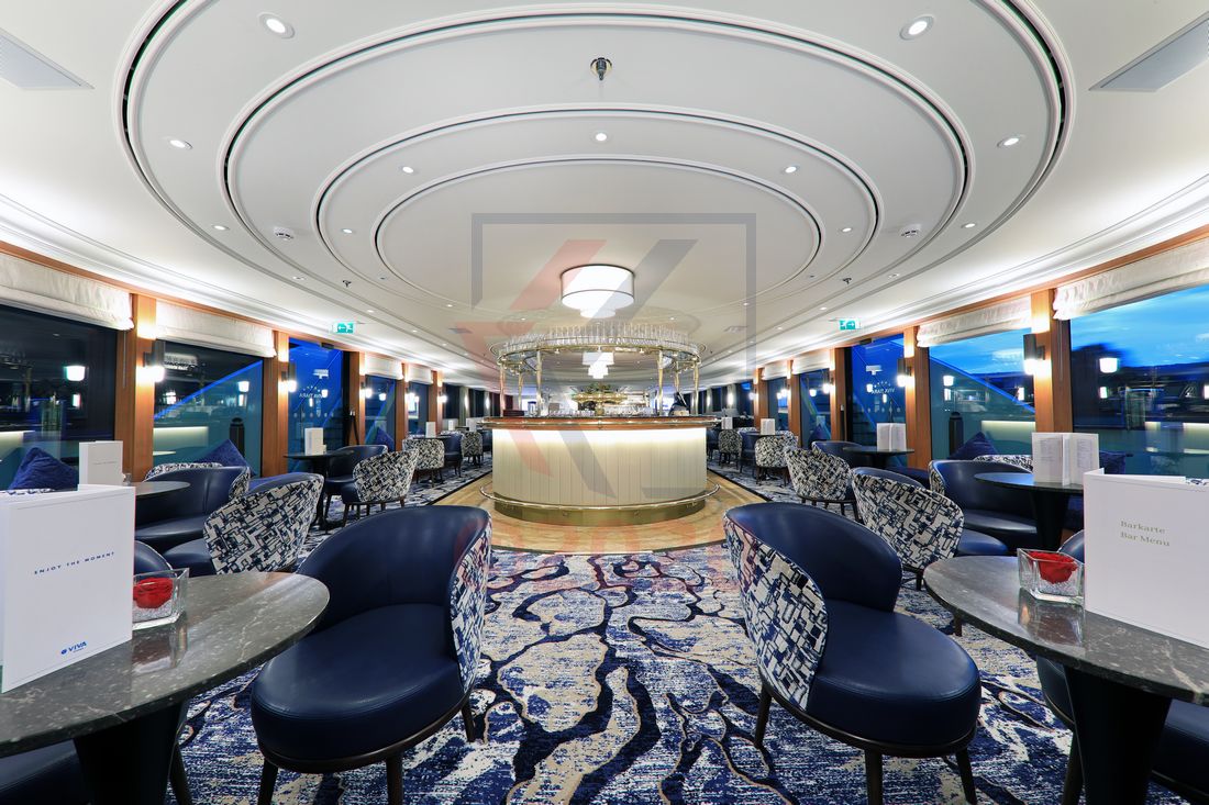 Panoramalounge mit Bar VIVA TIARA