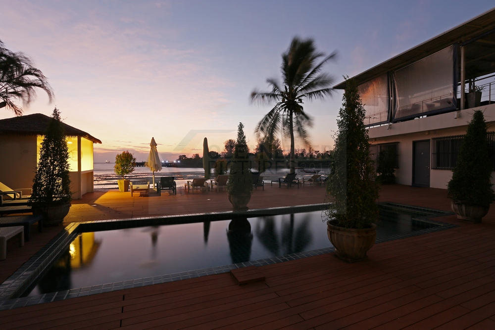 Phuket Boat Quay Hotel 27.01.2016 Phuket Boat Quay Hotel 27.01.2016