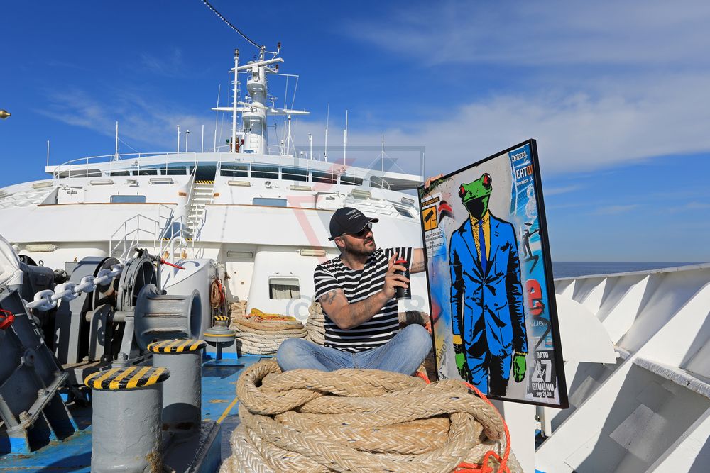 Pierpaolo Parretta Mr. Savethewall an Bord  der MS Ocean Majesty