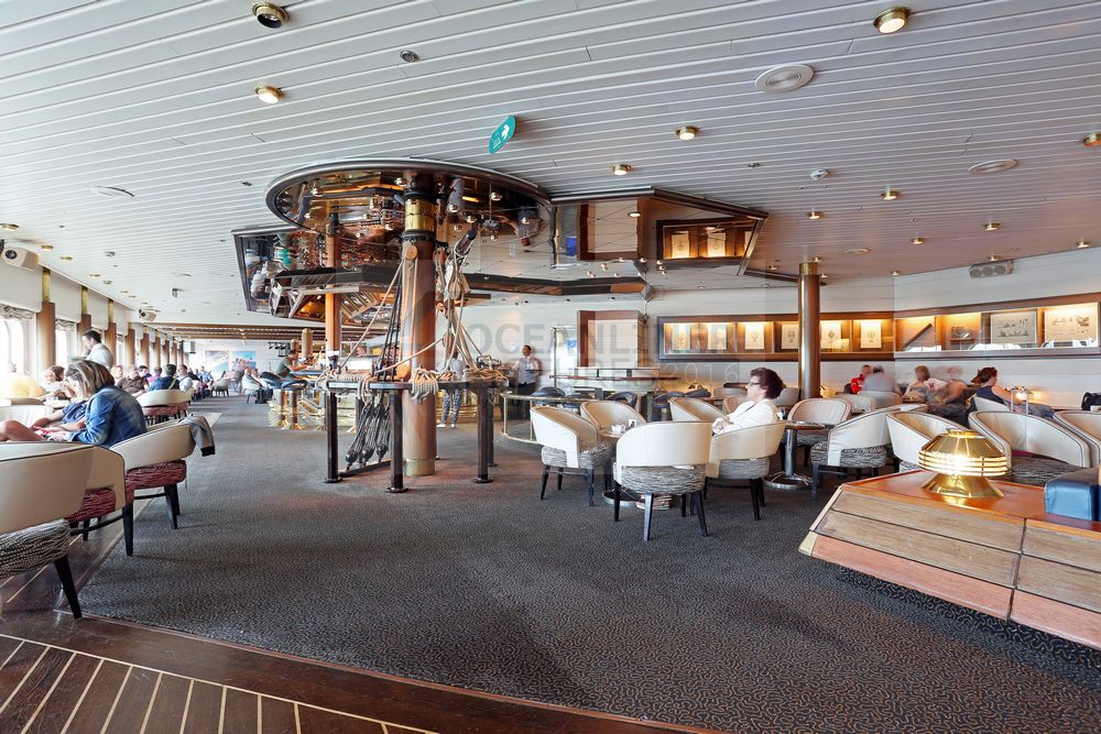 Pullmantur MS Monarch Bar Fragata