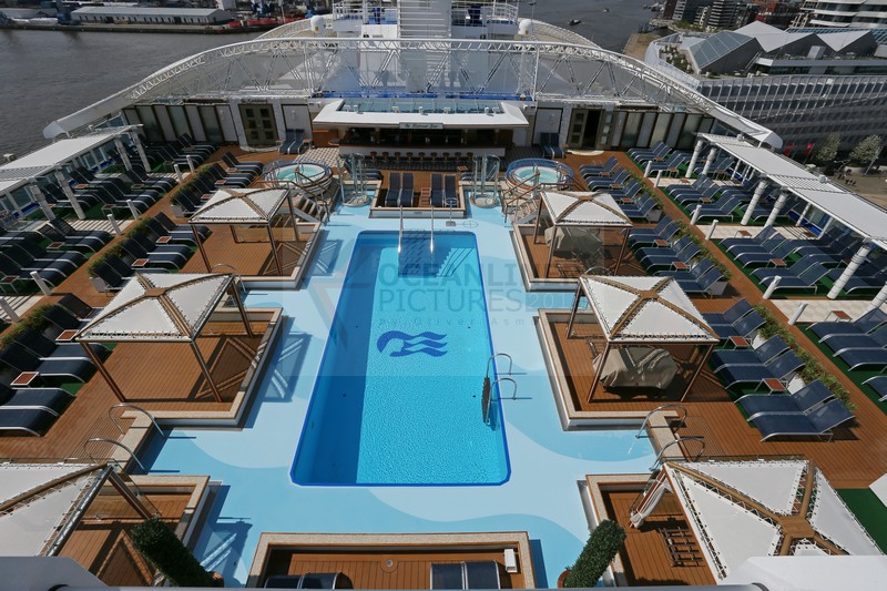 Retreat Pool Regal Princess