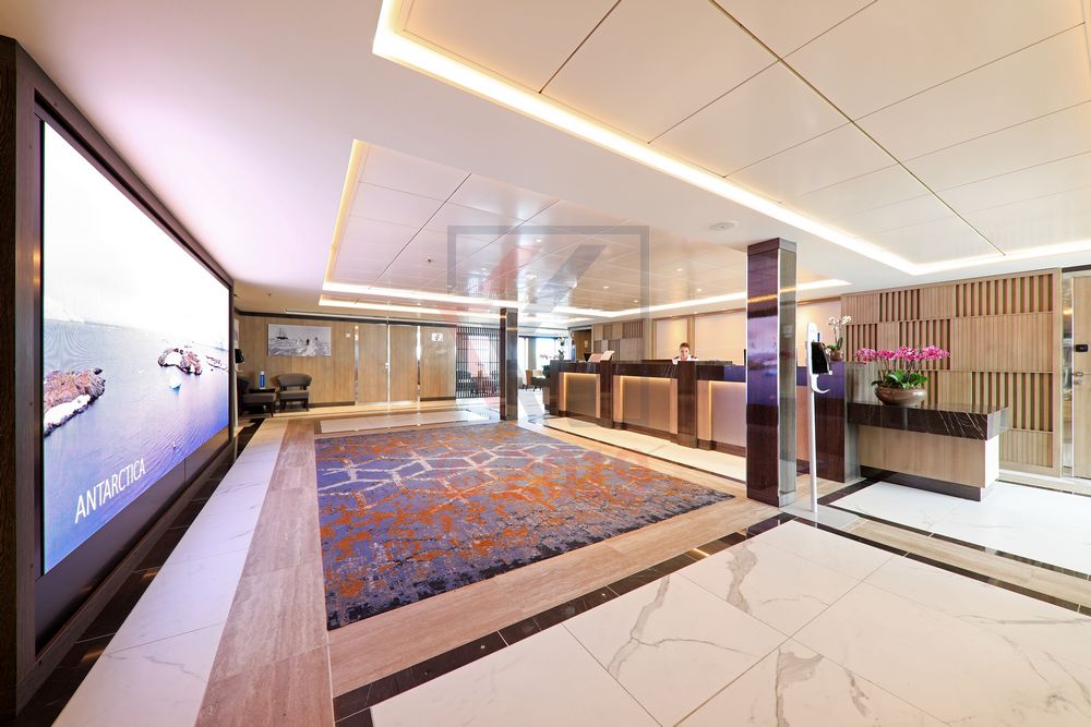 Rezeption und Foyer World Explorer