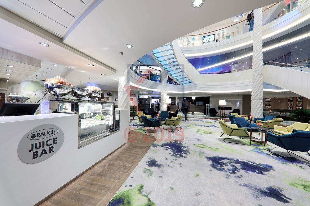 Saftwerft und Atrium neue Mein Schiff 2