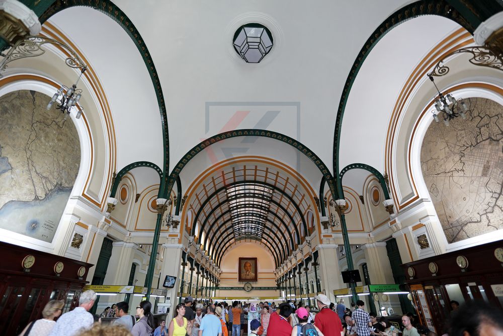 Saigon Central Post Office Haupthalle