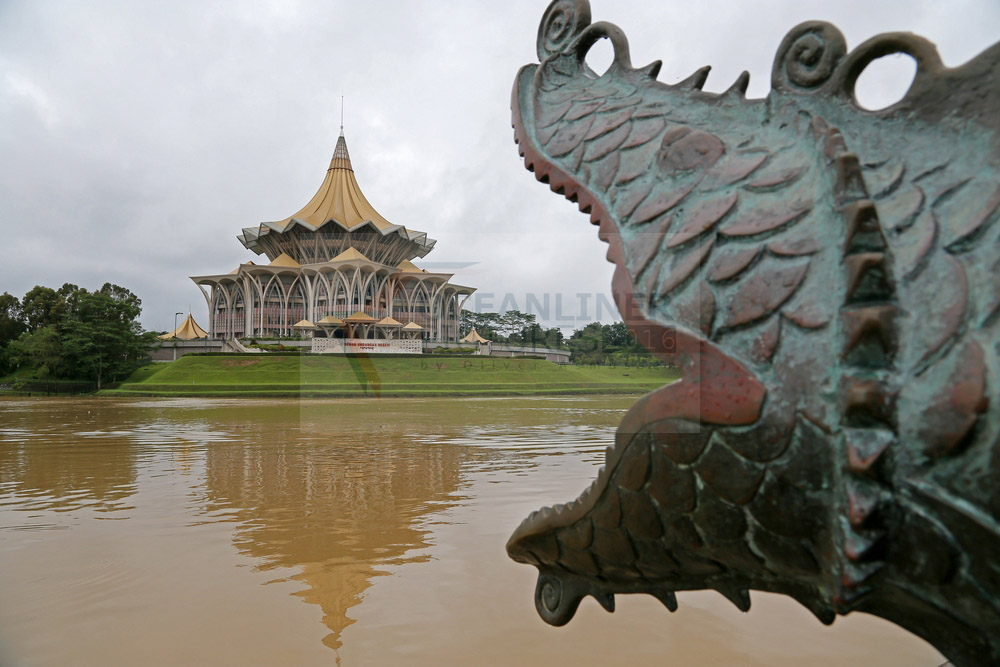 Sarawak State Legislative Assembly Building Kuching 20.02.2016 Sarawak State Legislative Assembly Building Kuching 20.02.2016