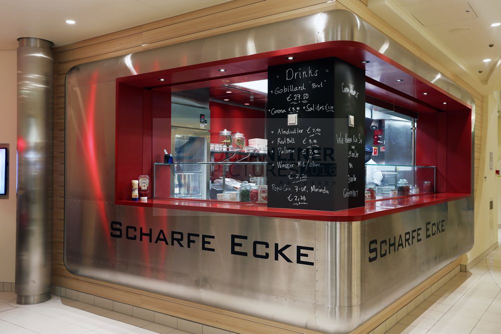 Scharfe Ecke Currywurst AIDAprima Scharfe Ecke Currywurst AIDAprima