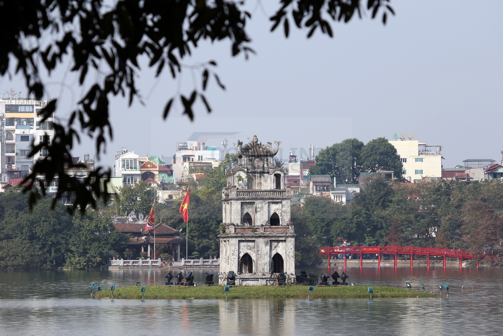 Schildkrötenturm, Jadetempel und The-Huc-Brücke in Hanoi 07.02.2016 Schildkrötenturm, Jadetempel und The-Huc-Brücke in Hanoi 07.02.2016