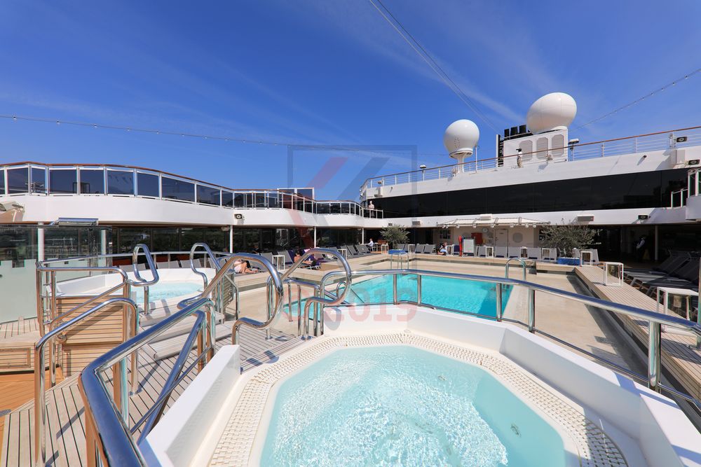 Sea View Pool und Whirlpools Nieuw Statendam