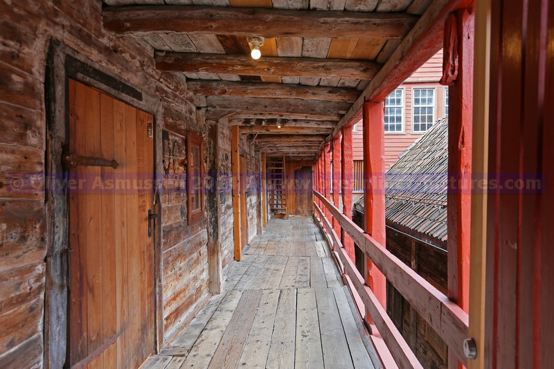 sehenswert sind auch die oberen Etagen der Bryggen in Bergen sehenswert sind auch die oberen Etagen der Bryggen in Bergen