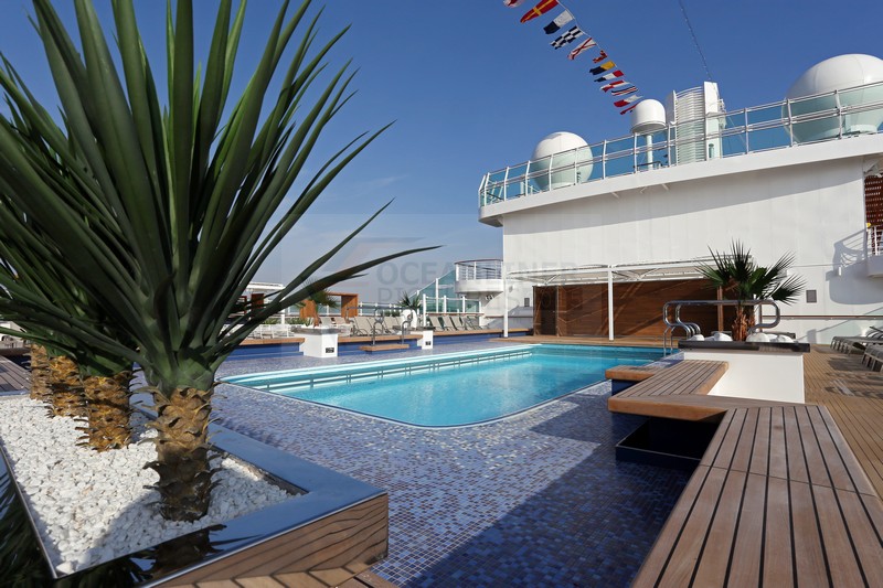 Serenity Pool im the Retreat MS Britannia