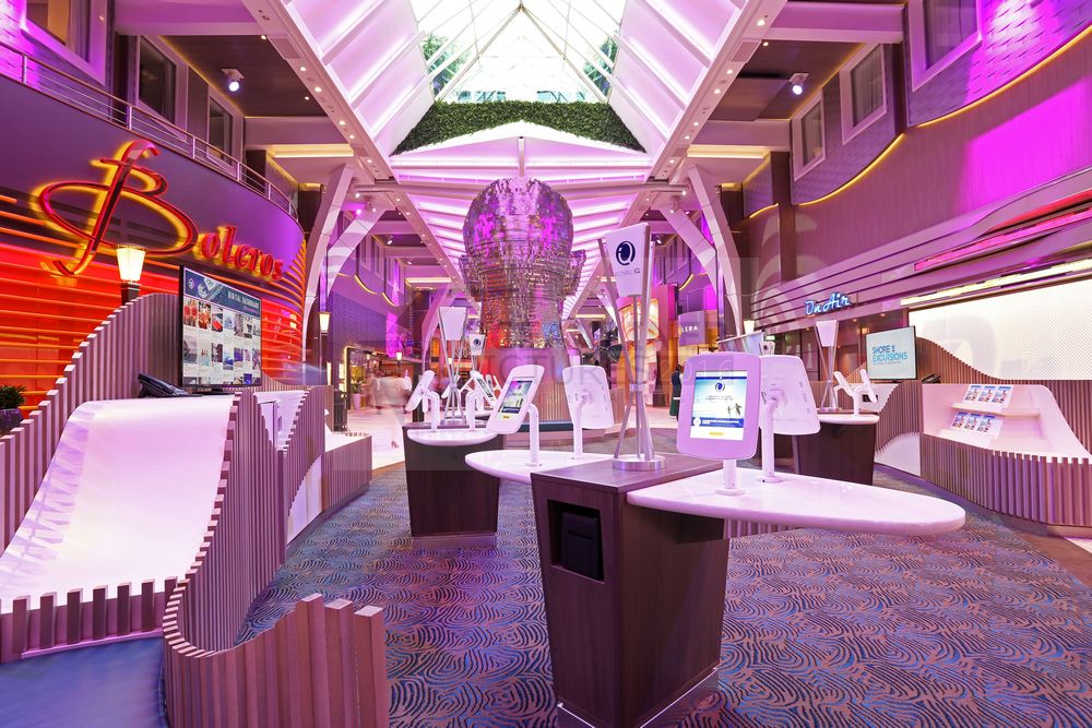 Shore Excursions Desk Harmony of the Seas