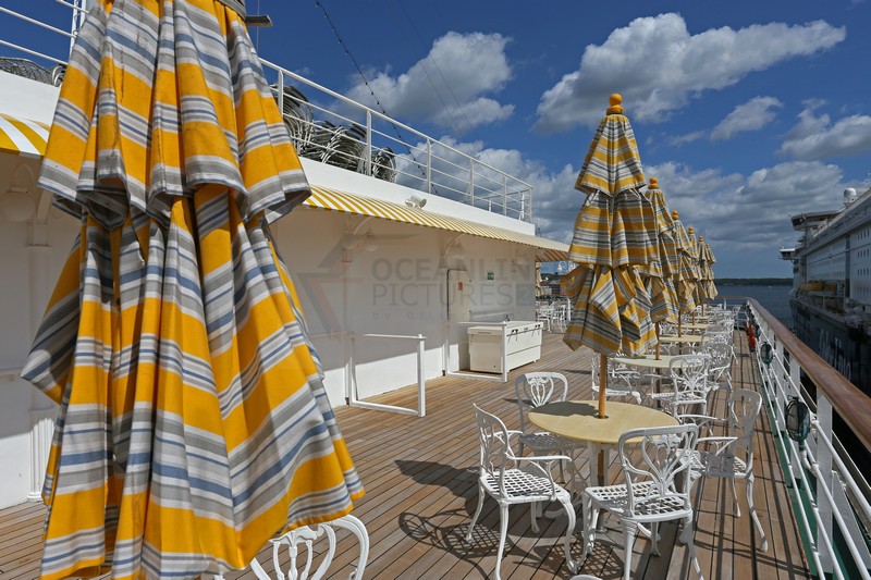 Sonnenschirme Lido Cafe MS Deutschland Sonnenschirme Lido Cafe MS Deutschland