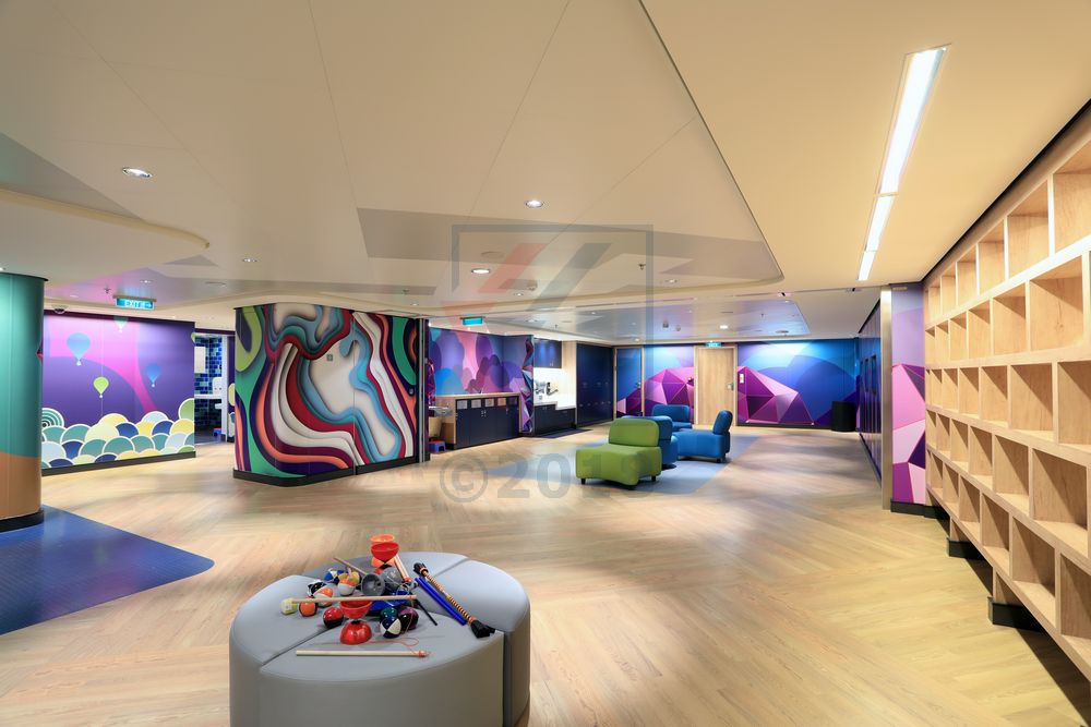 Splash Academy Norwegian Bliss