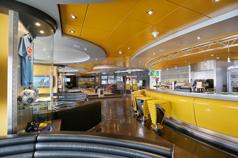 Sports Bar und Bowling MSC Splendida