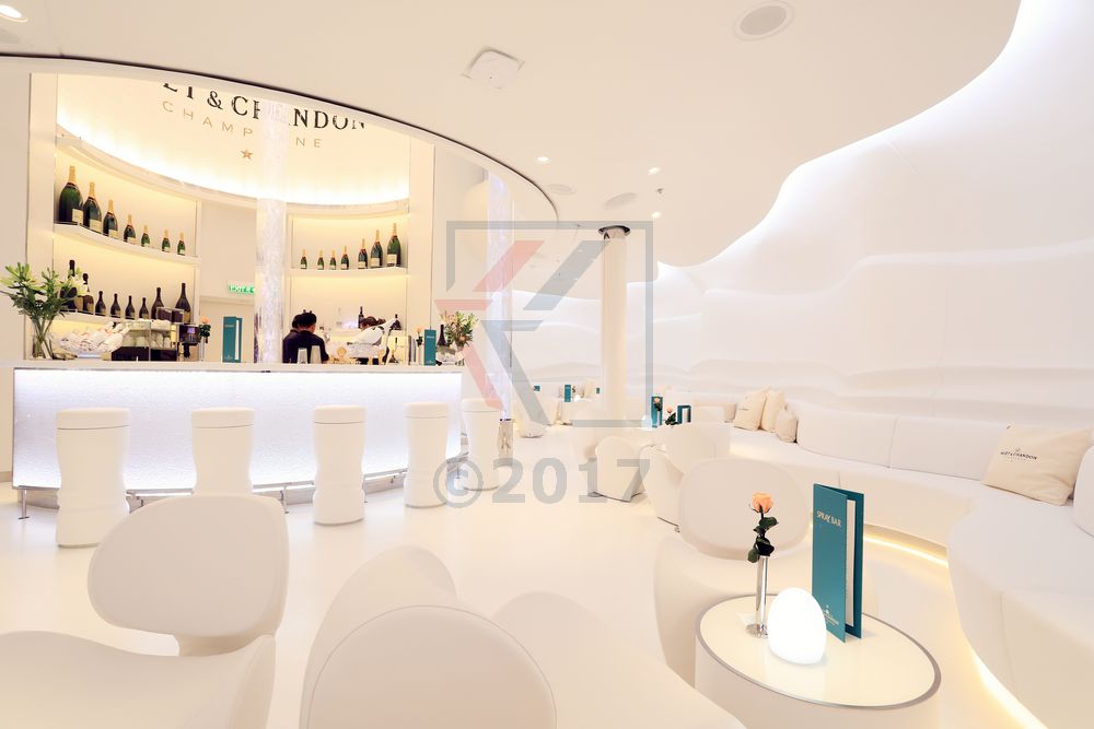 Spray Bar by Moet Chandon AIDAperla