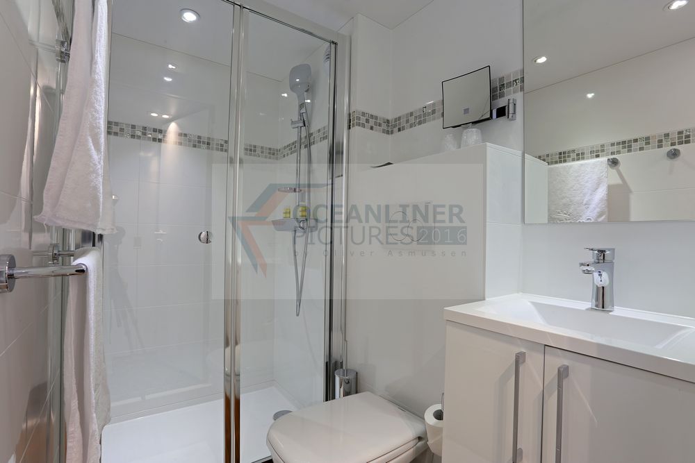 Standard-Badezimmer Elbe Princesse