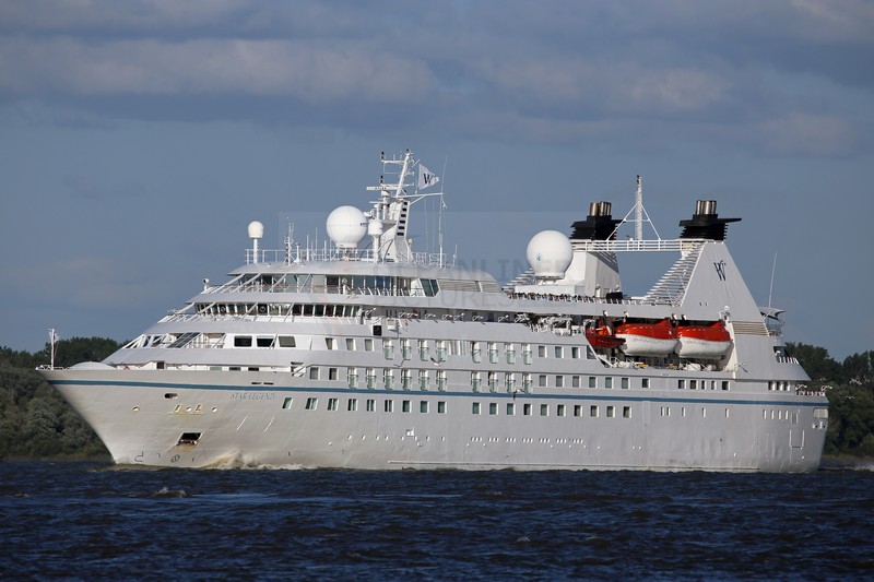 Star Legend auf der Elbe am 31.07.2015 Star Legend auf der Elbe am 31.07.2015