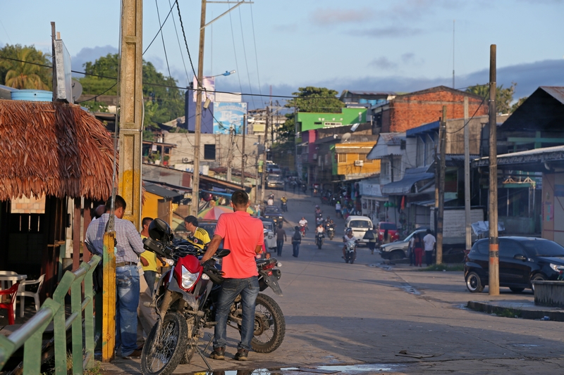 Strassenszene in Leticia 09.01.2015