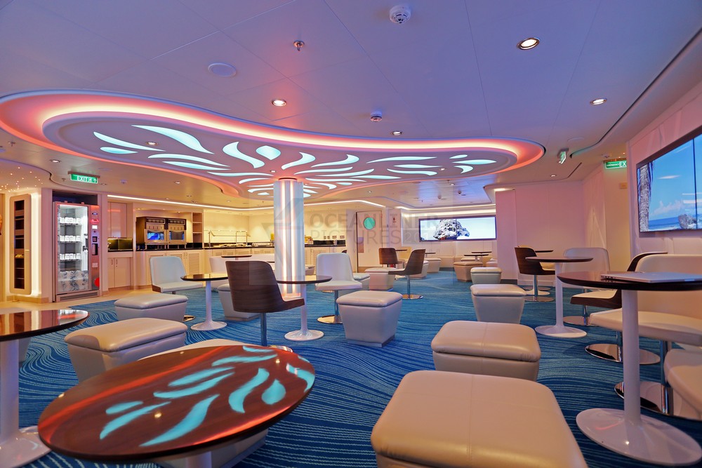 Studio Lounge Norwegian Escape