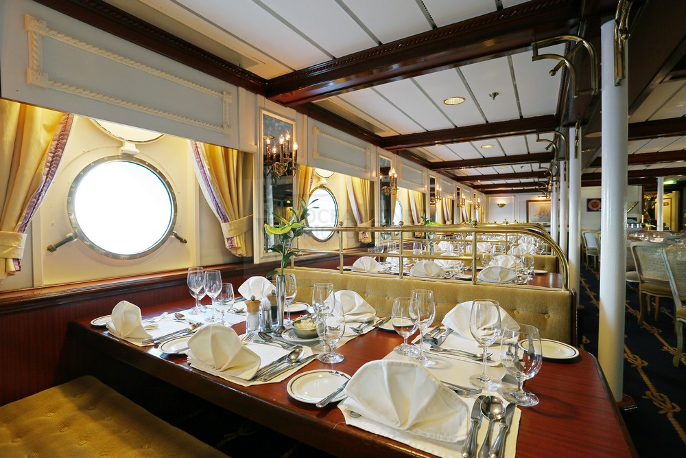 SY Star Flyer Dining Room zum Dinner SY Star Flyer Dining Room zum Dinner