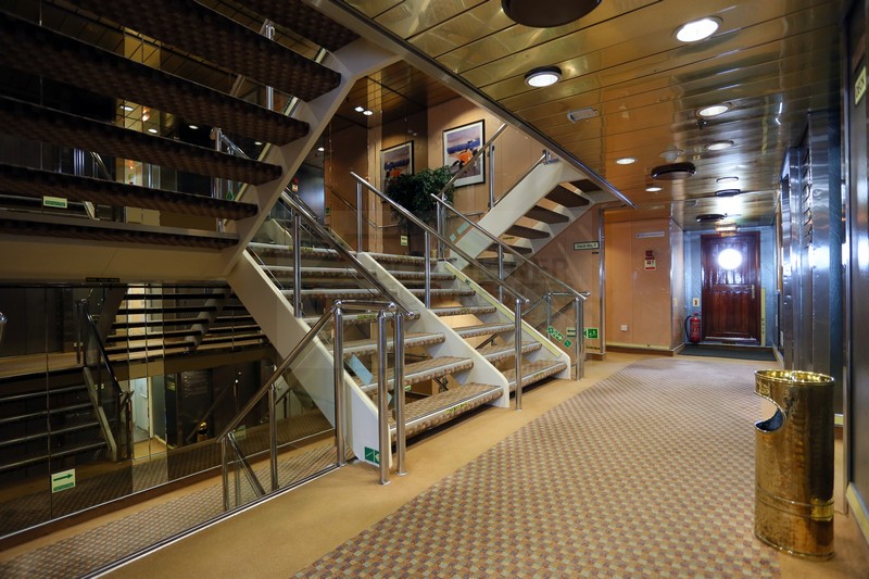 Treppenhaus Ocean Majesty Deck 7 vorne Treppenhaus Ocean Majesty Deck 7 vorne