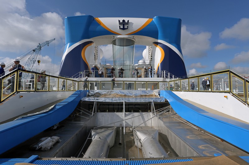 Wasserduesen FlowRider Quantum of the Seas