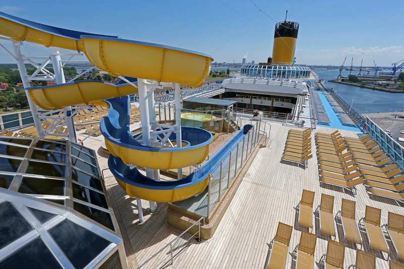 Wasserrutsche und Freidecks Costa Favolosa Wasserrutsche und Freidecks Costa Favolosa