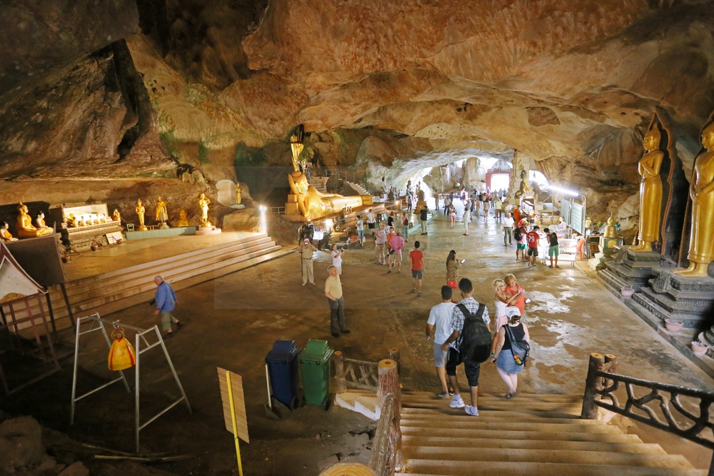 Wat Suwan Kuha Tempel in Phang Nga Wat Suwan Kuha Tempel in Phang Nga