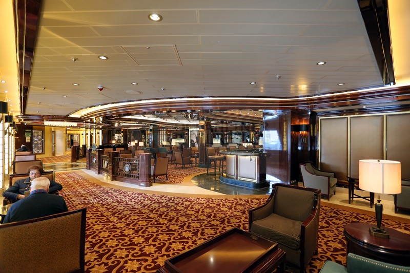 Wheelhouse Bar Regal Princess