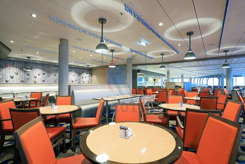 Windjammer Marketplace Restaurant Symphony of the Seas