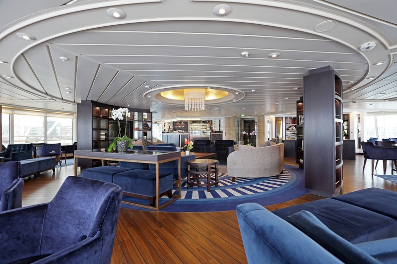 Yacht Club MS Star Legend Yacht Club MS Star Legend