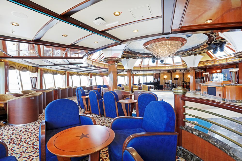 Yacht Club Queen Elizabeth